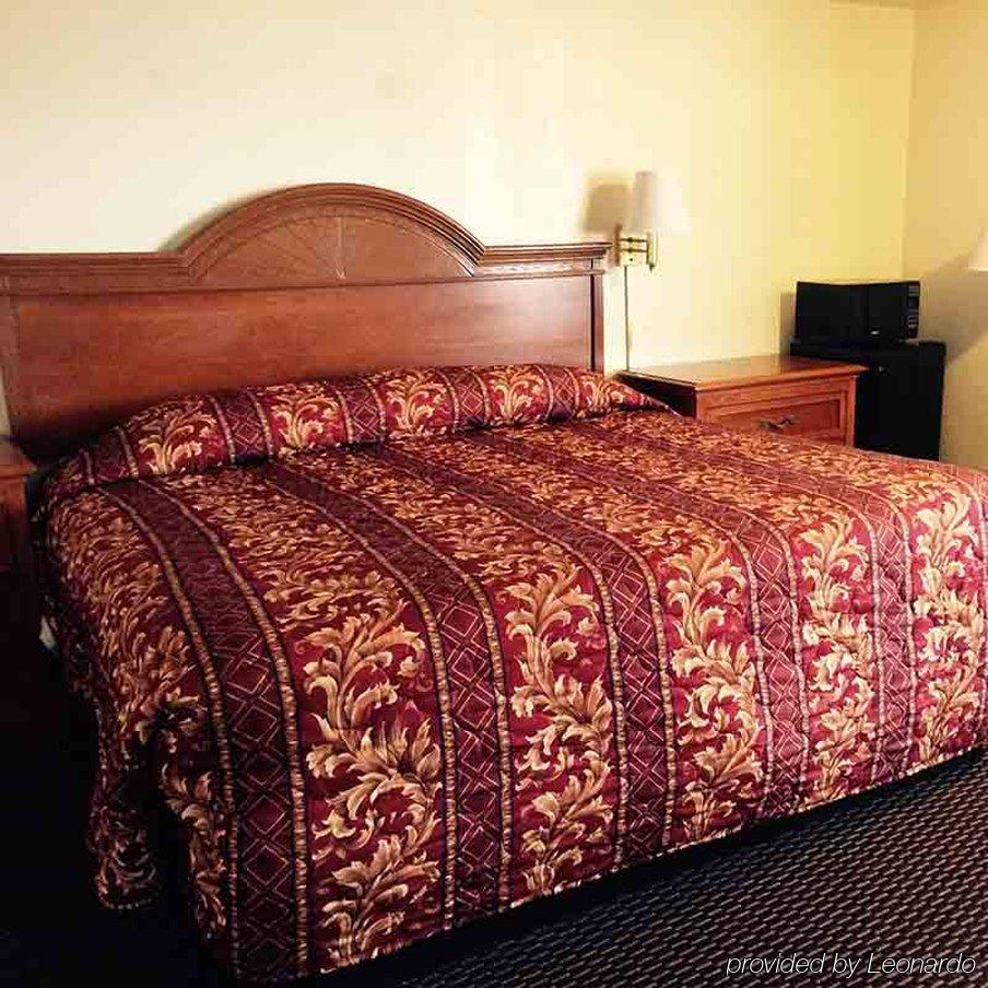 Travelers Inn Midwest City Exterior foto