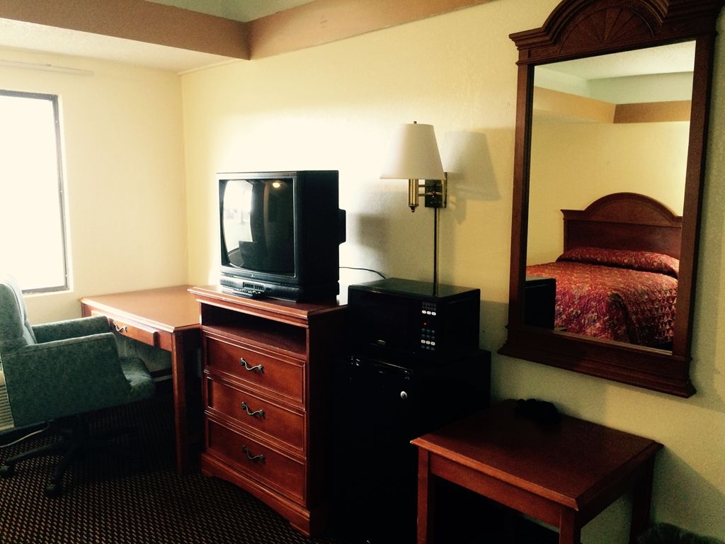 Travelers Inn Midwest City Cameră foto
