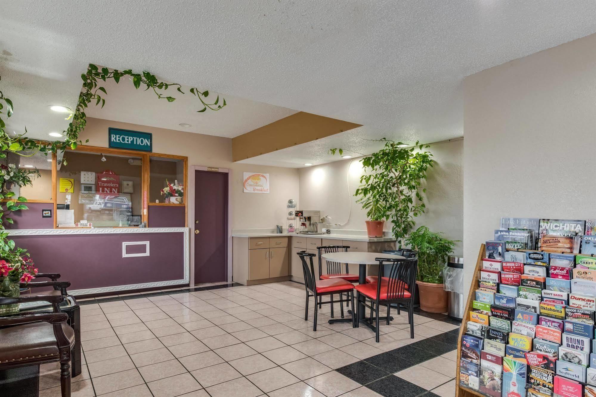 Travelers Inn Midwest City Exterior foto