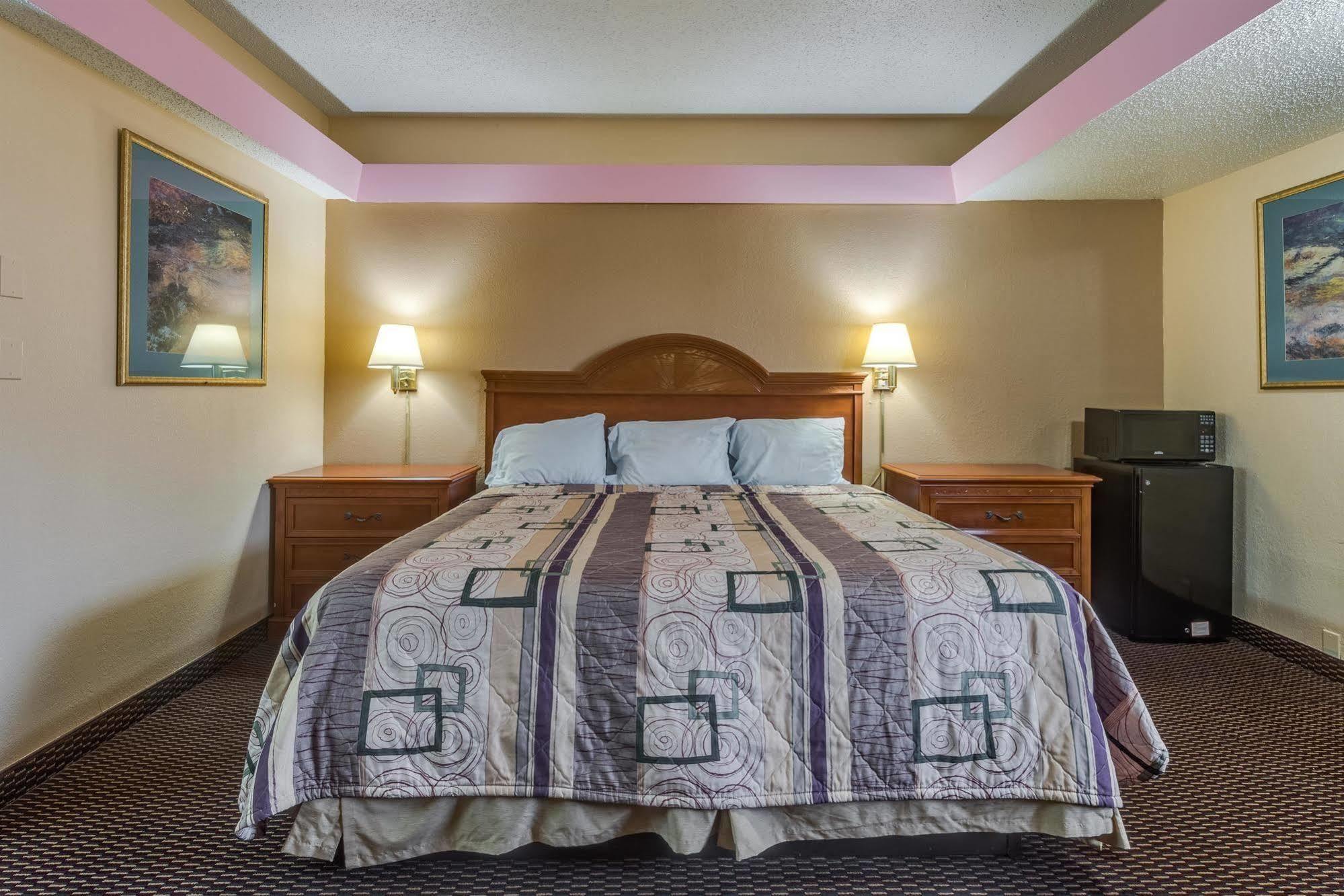 Travelers Inn Midwest City Exterior foto